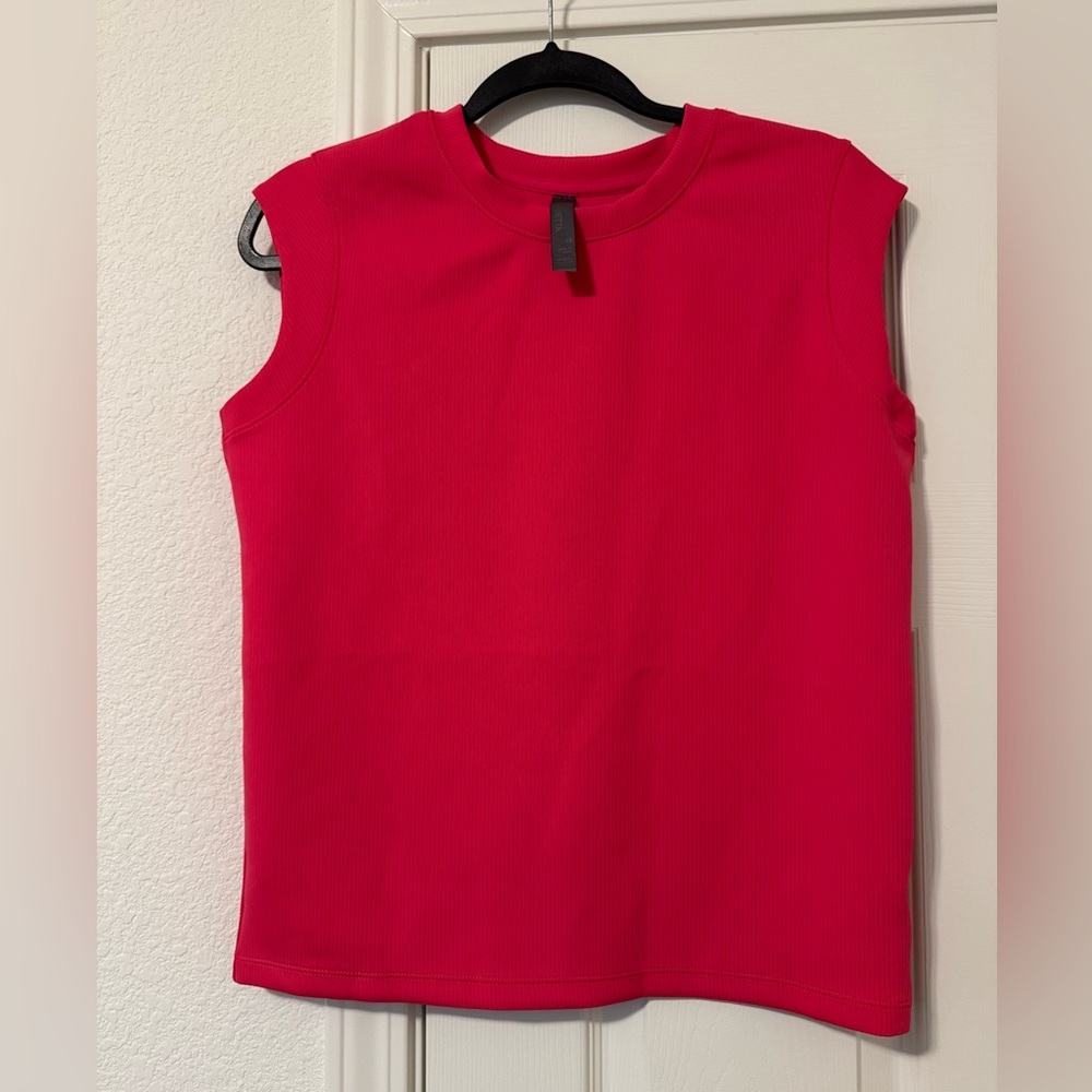 Sportswear: Sleeveless Hot Pink Top  - XS oversized